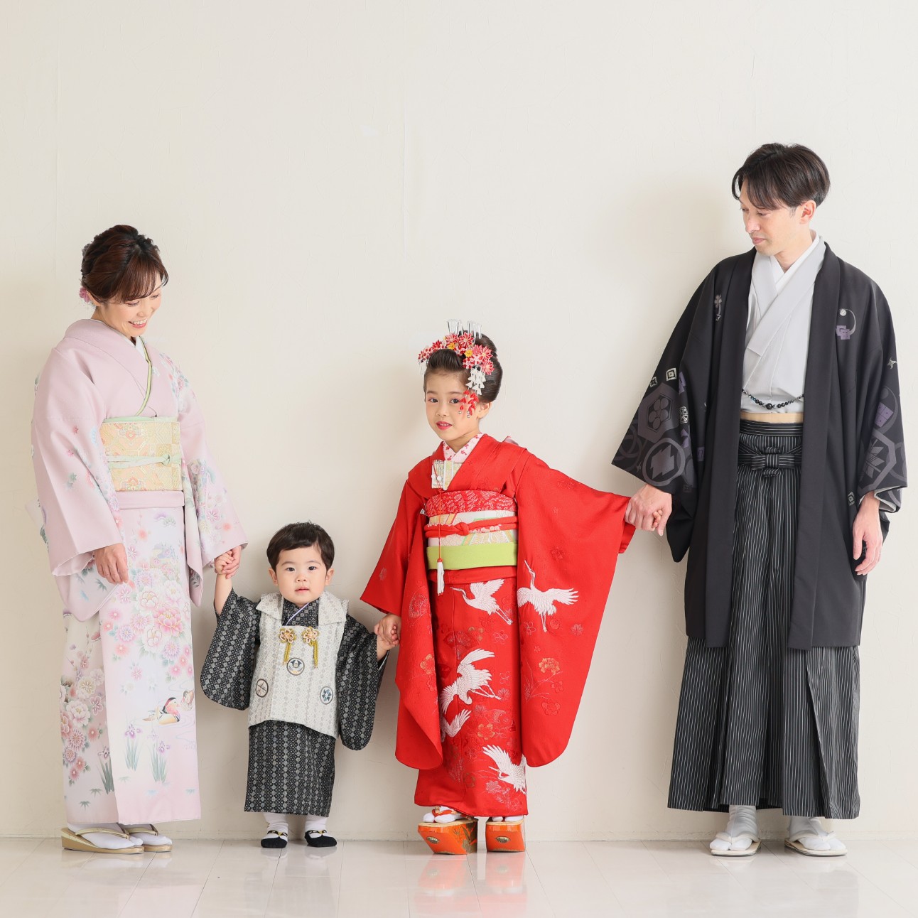 パパ・ママのお支度もお任せください!|久喜市で七五三写真撮影・前撮りは林写真館へ